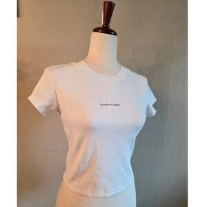 Calvin Klein Jeans Women's White Baby Tee SZ Medium